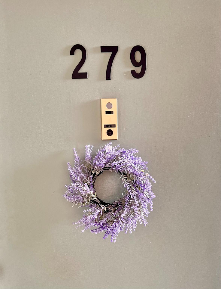 279 E Village Rd - Photo 2 of 19