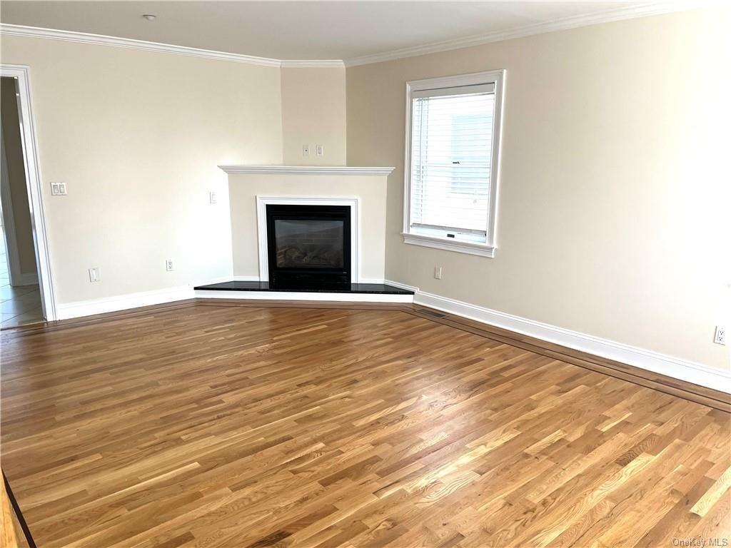 154 Lakeview Ave - Photo 2 of 13