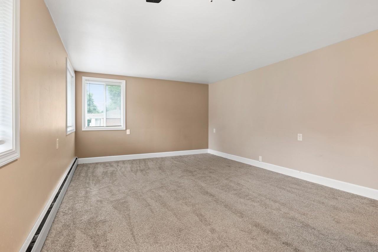 Stonewood Apartments - Photo 5 of 8