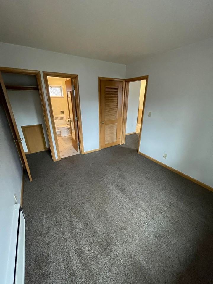 Six Sixteen - Photo 6 of 11