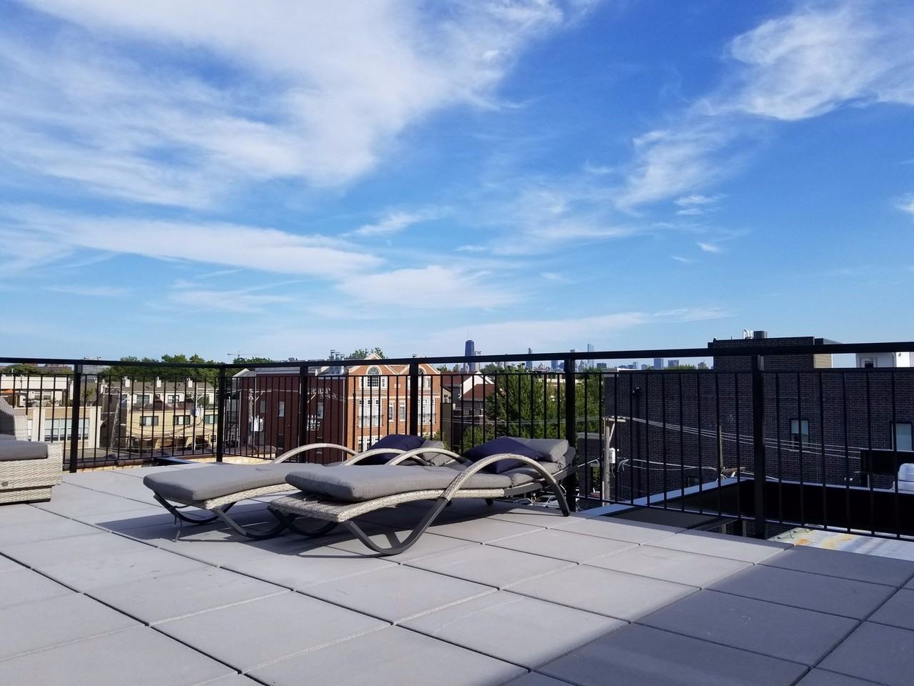 1409 W Diversey Pkwy #320 - Photo 2 of 25