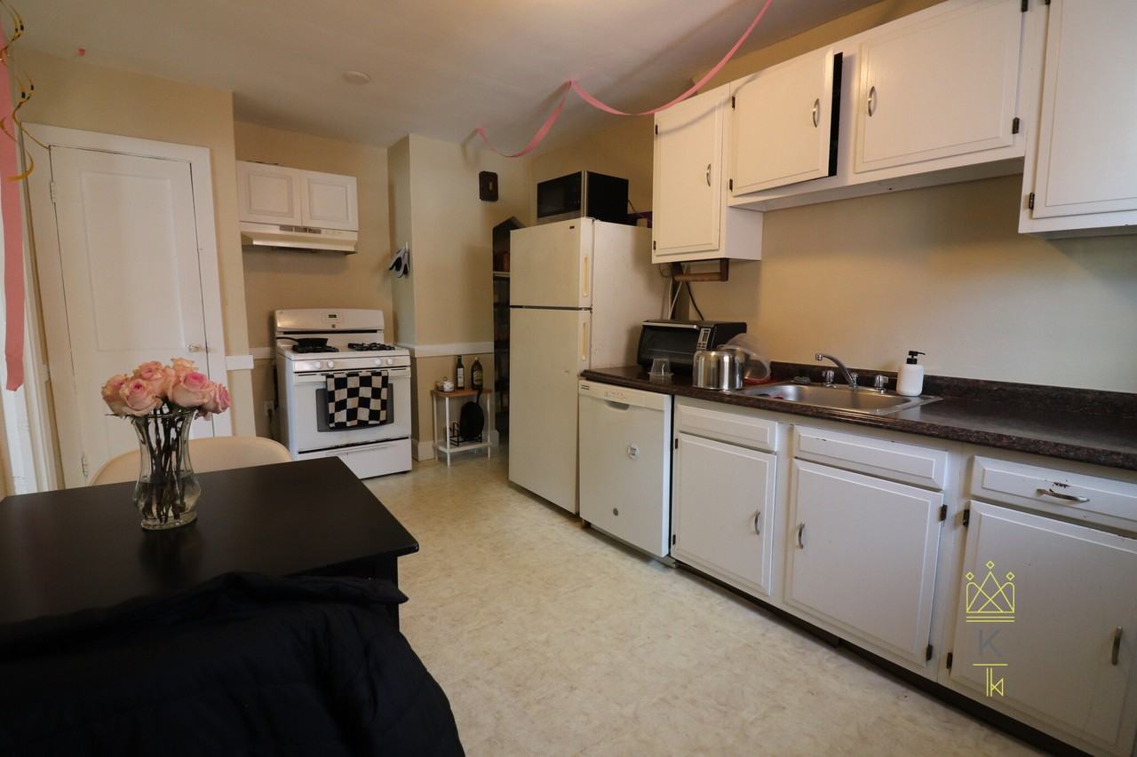34 Beechcroft St #2 - Photo 5 of 14