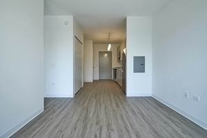 featured image of 808 W Van Buren St