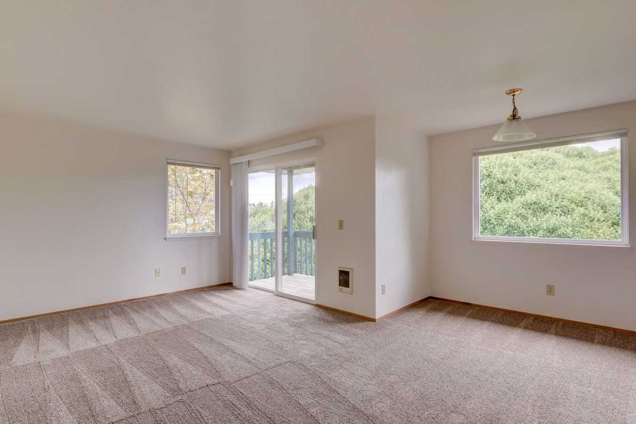 106 S Main St #4 - Photo 6 of 15