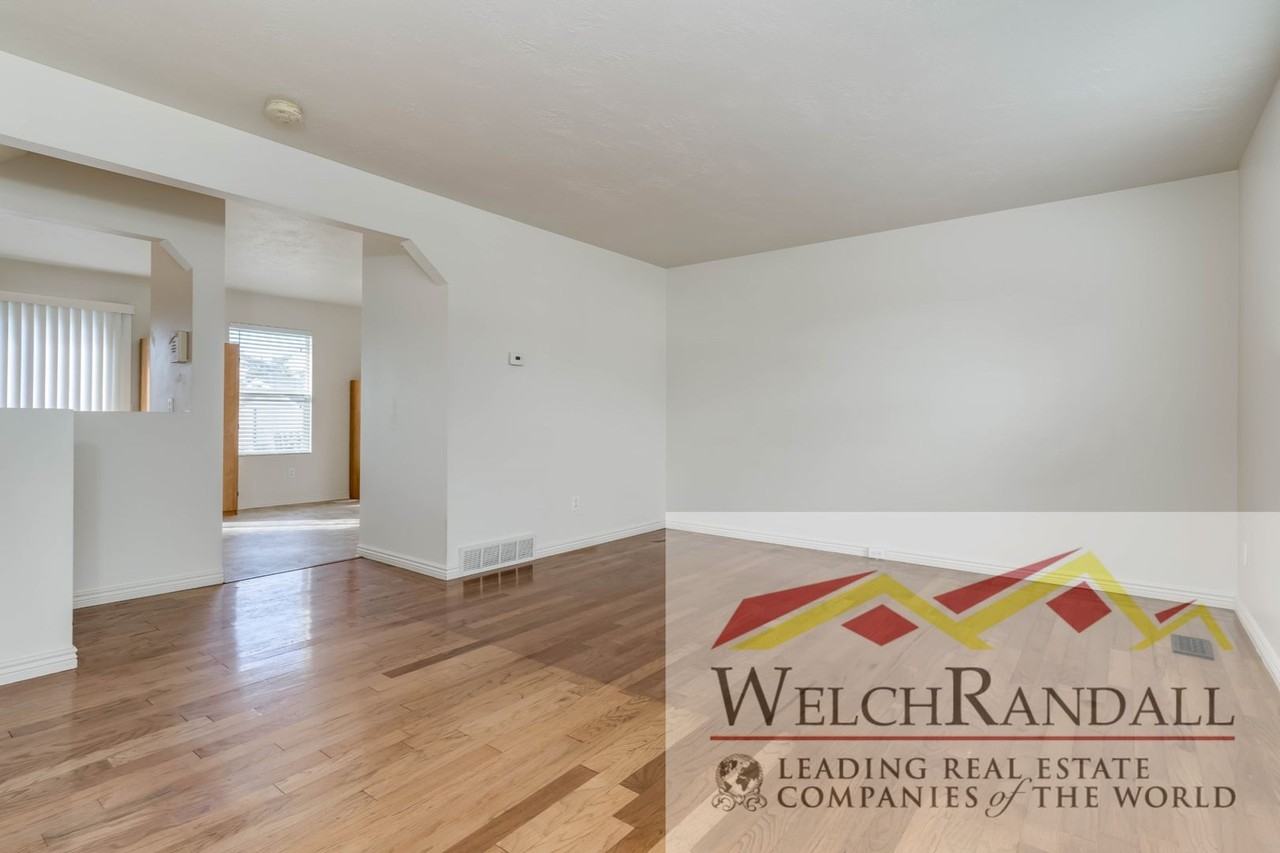 5081 S 1800 W - Photo 2 of 25