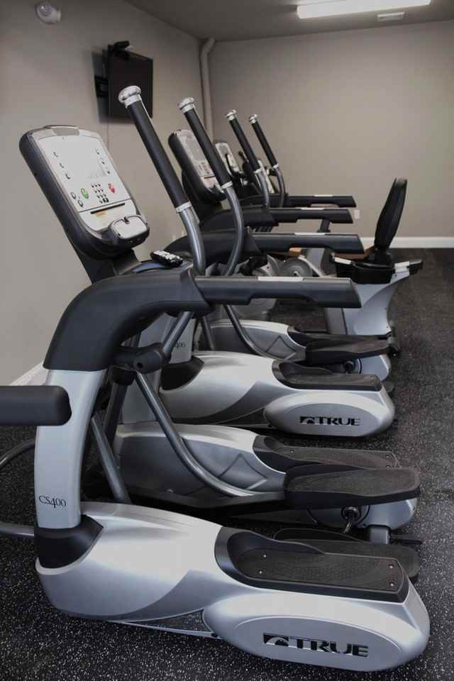 Birchwood Commons - Photo 4 of 22