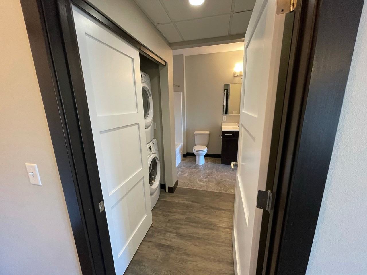 1028 3rd St Se #311 - Photo 7 of 43