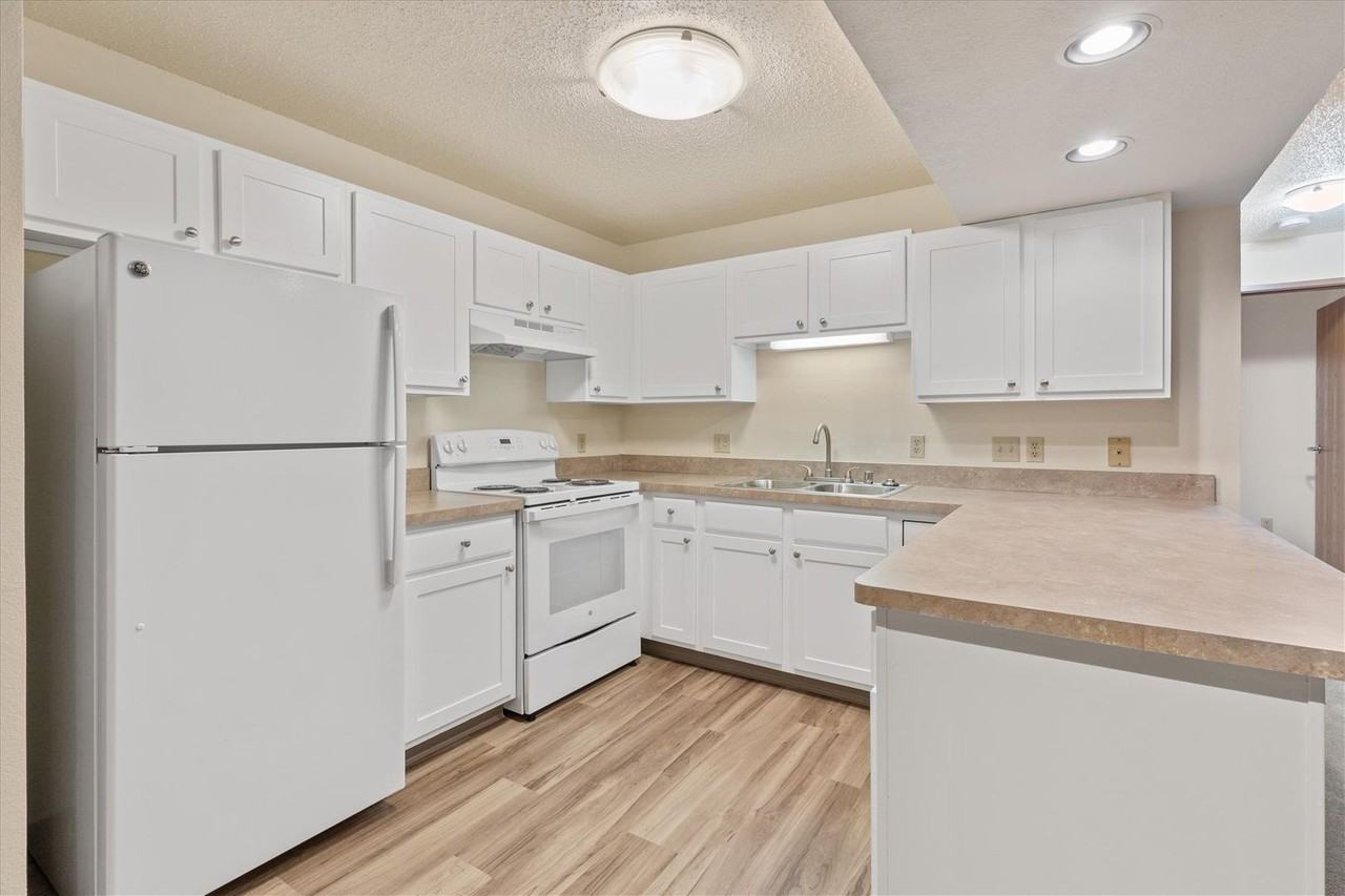 Maple Creek Associates, LLC - Photo 3 of 6