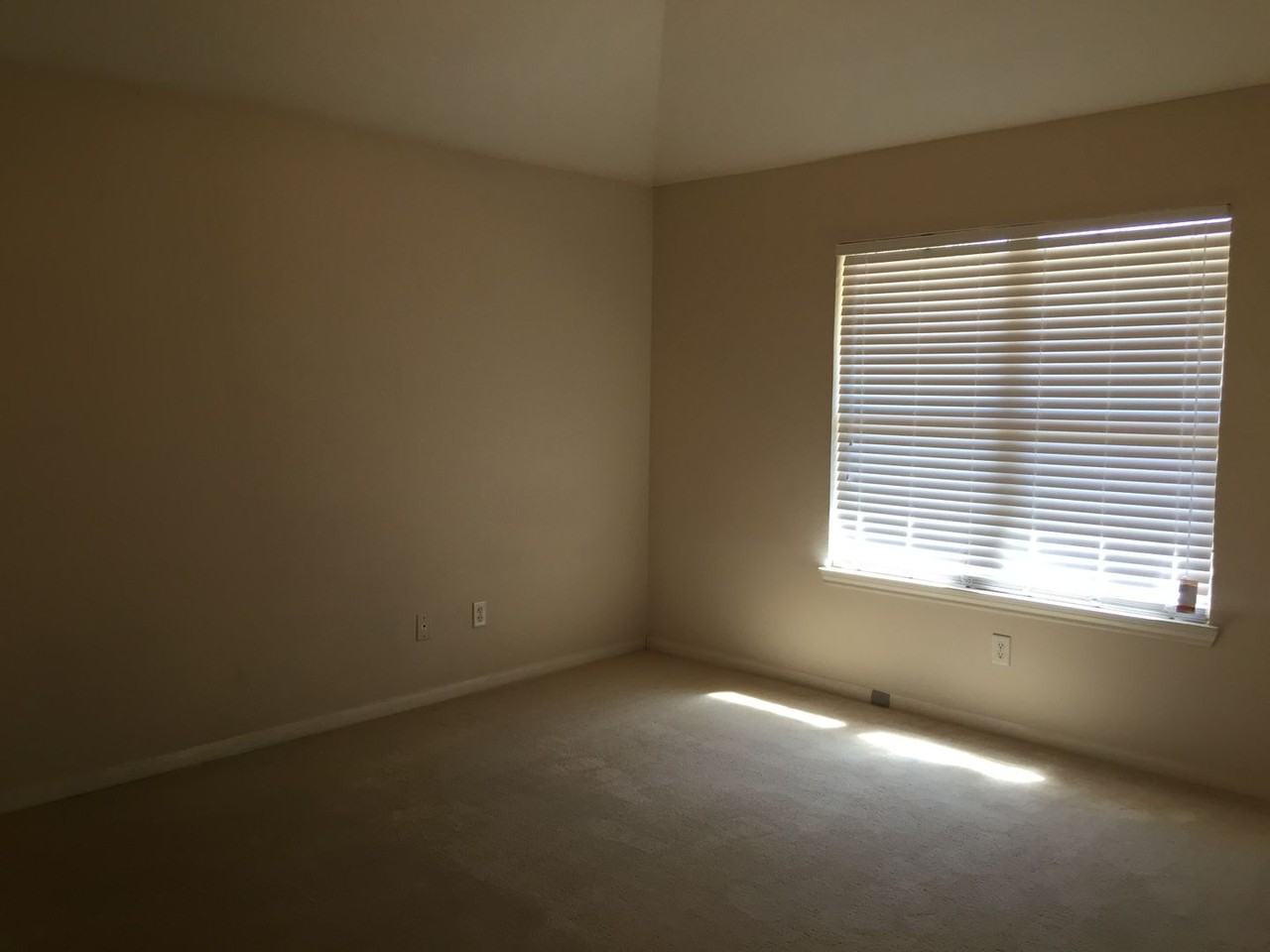 411 Pronghorn Loop - Photo 5 of 14