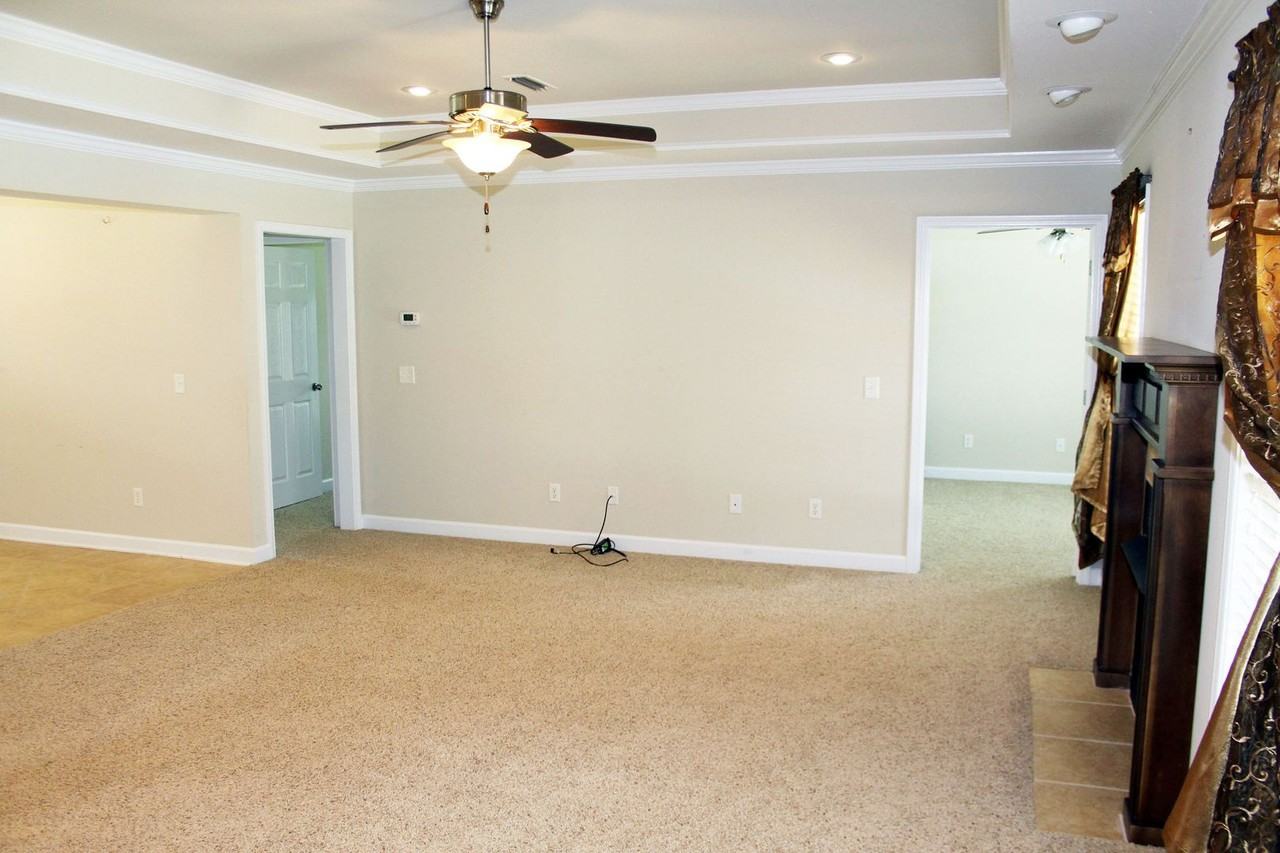113 Stonehedge Dr - Photo 5 of 34