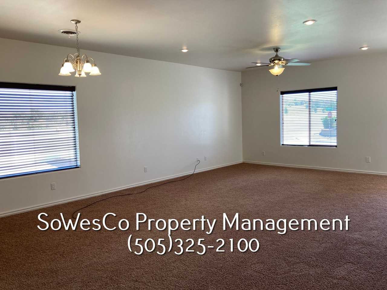 601 Bishop Ln - Photo 2 of 13