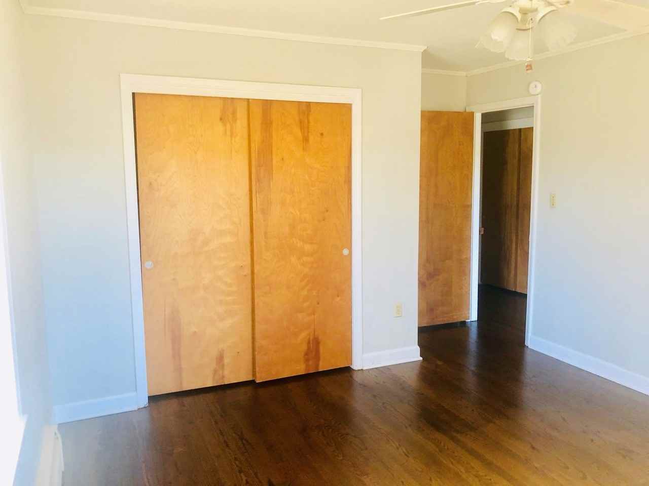 1455 Springsteen Rd - Photo 5 of 15
