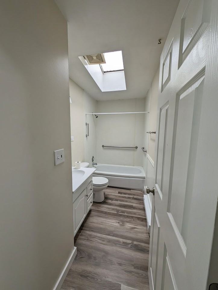 8941 Westover Unit A &B - Photo 3 of 12