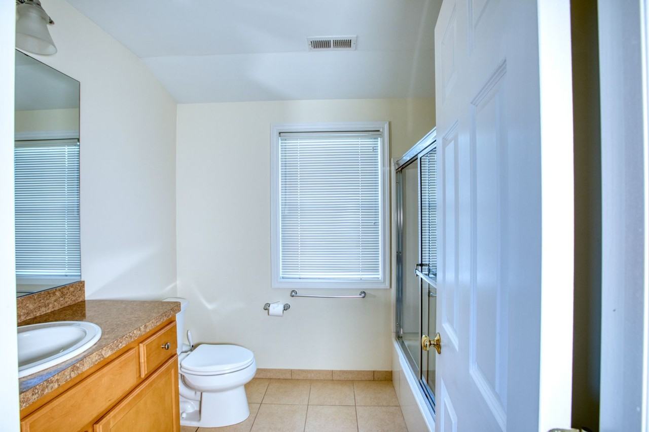 15 W Main St - Photo 6 of 7