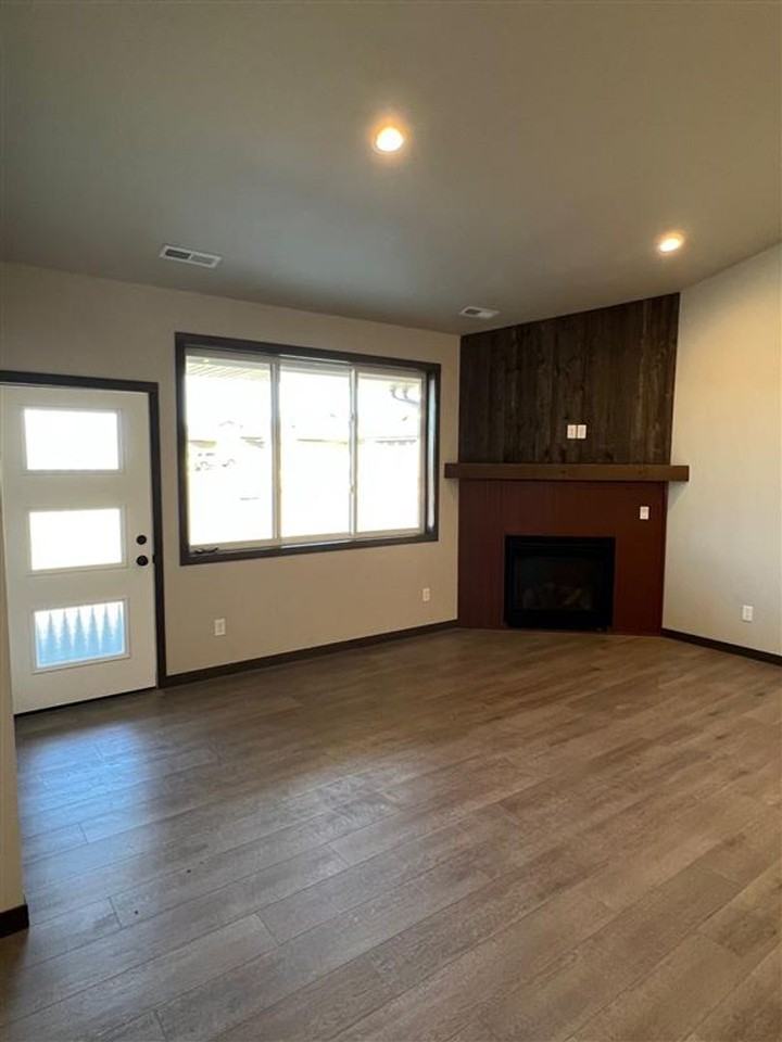 2903 Eagle Butte Trail - Photo 2 of 14