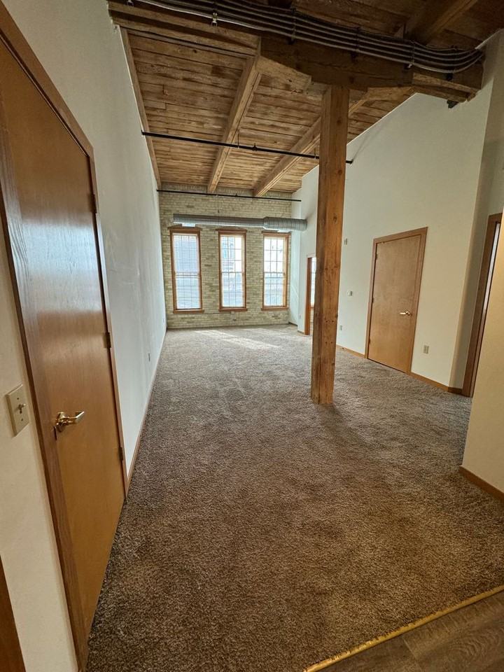 Belle Harbor offers one, two, and three bedroom lofts - Photo 3 of 12