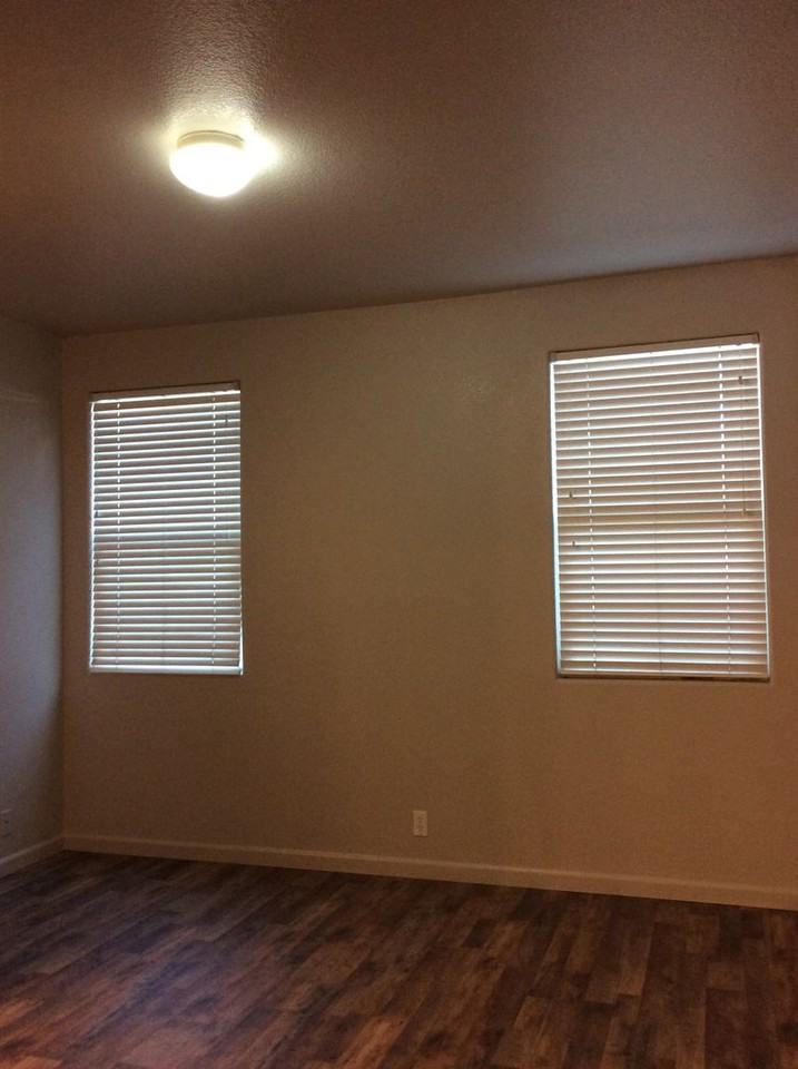 1167 Point Defiance Ct - Photo 3 of 7