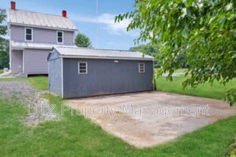 143 N Carroll St - Photo 2 of 13