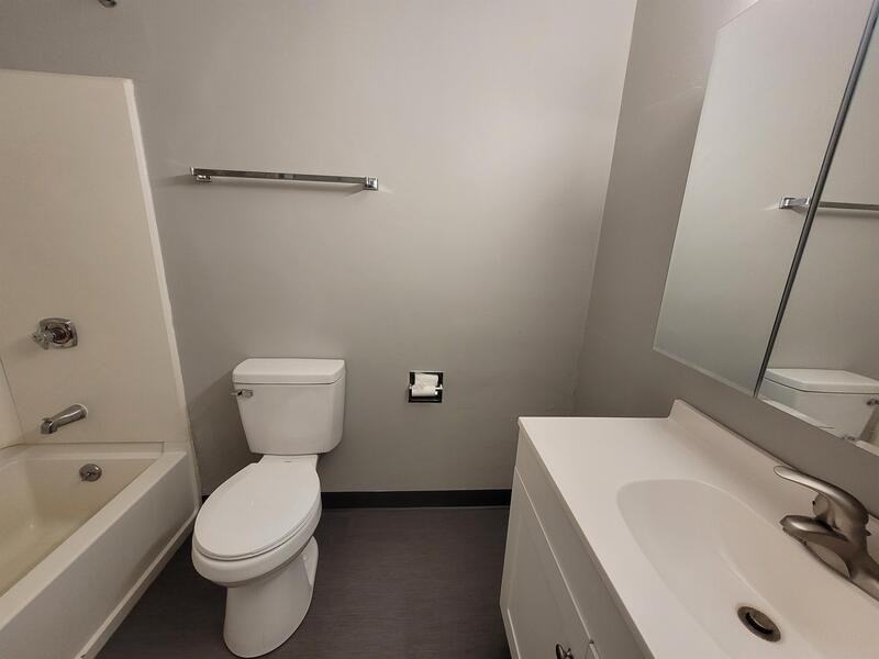 401 S Van Buren St - Photo 6 of 6