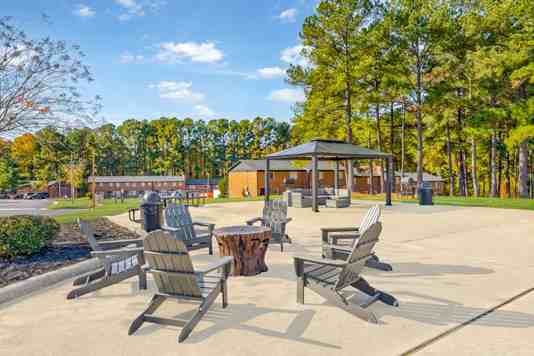 Wynsum Townhomes 4 of 4