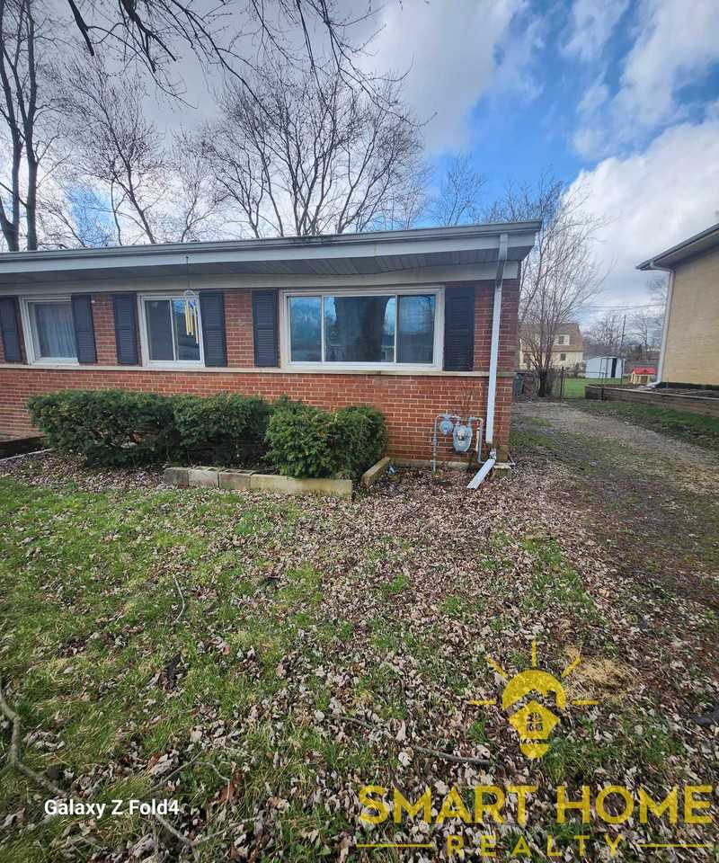 404 Fulton Avenue - Photo 2 of 8