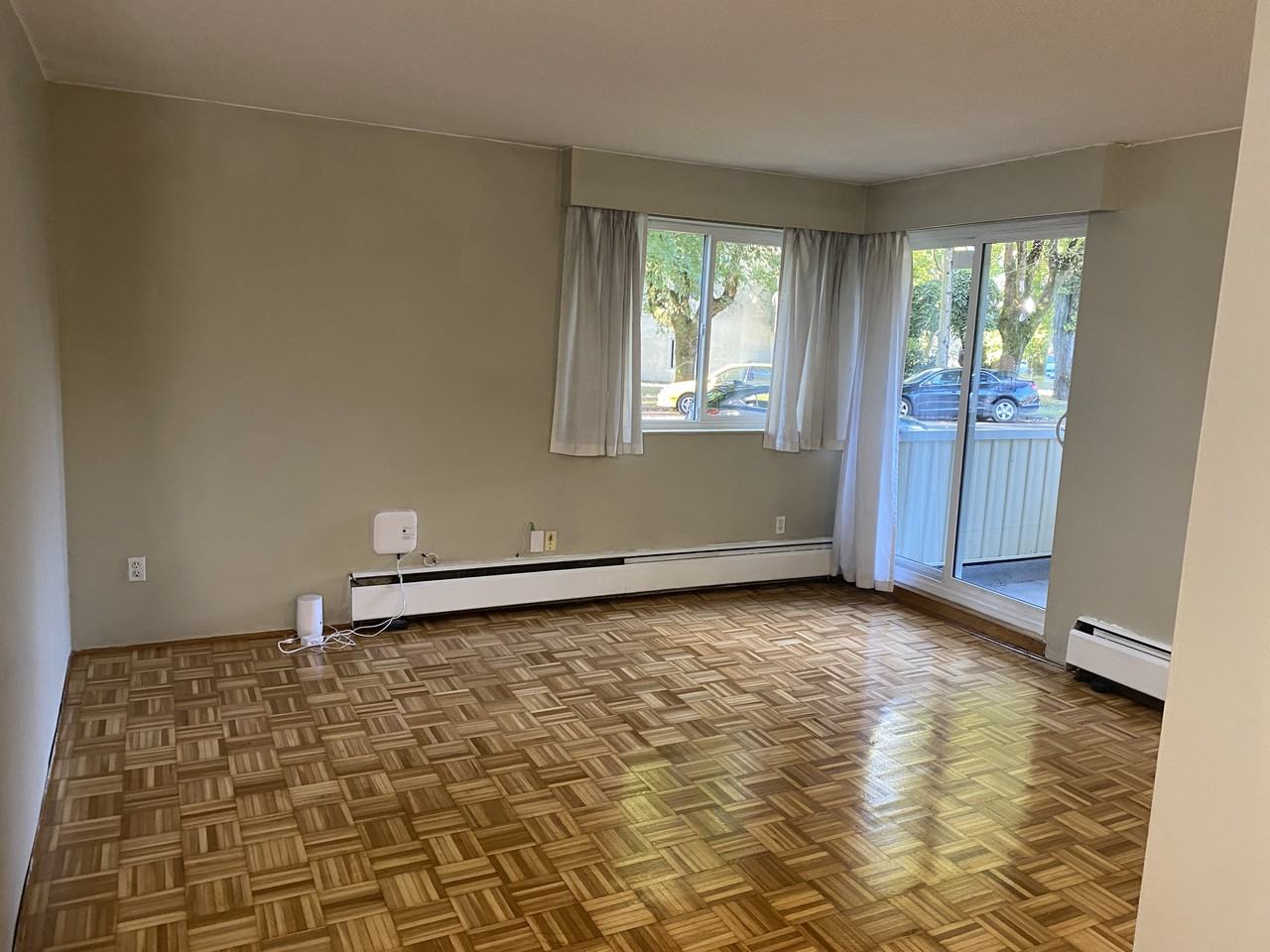 8892 Montcalm Street #107, Vancouver, BC V6P 4R3 Studio Apartment