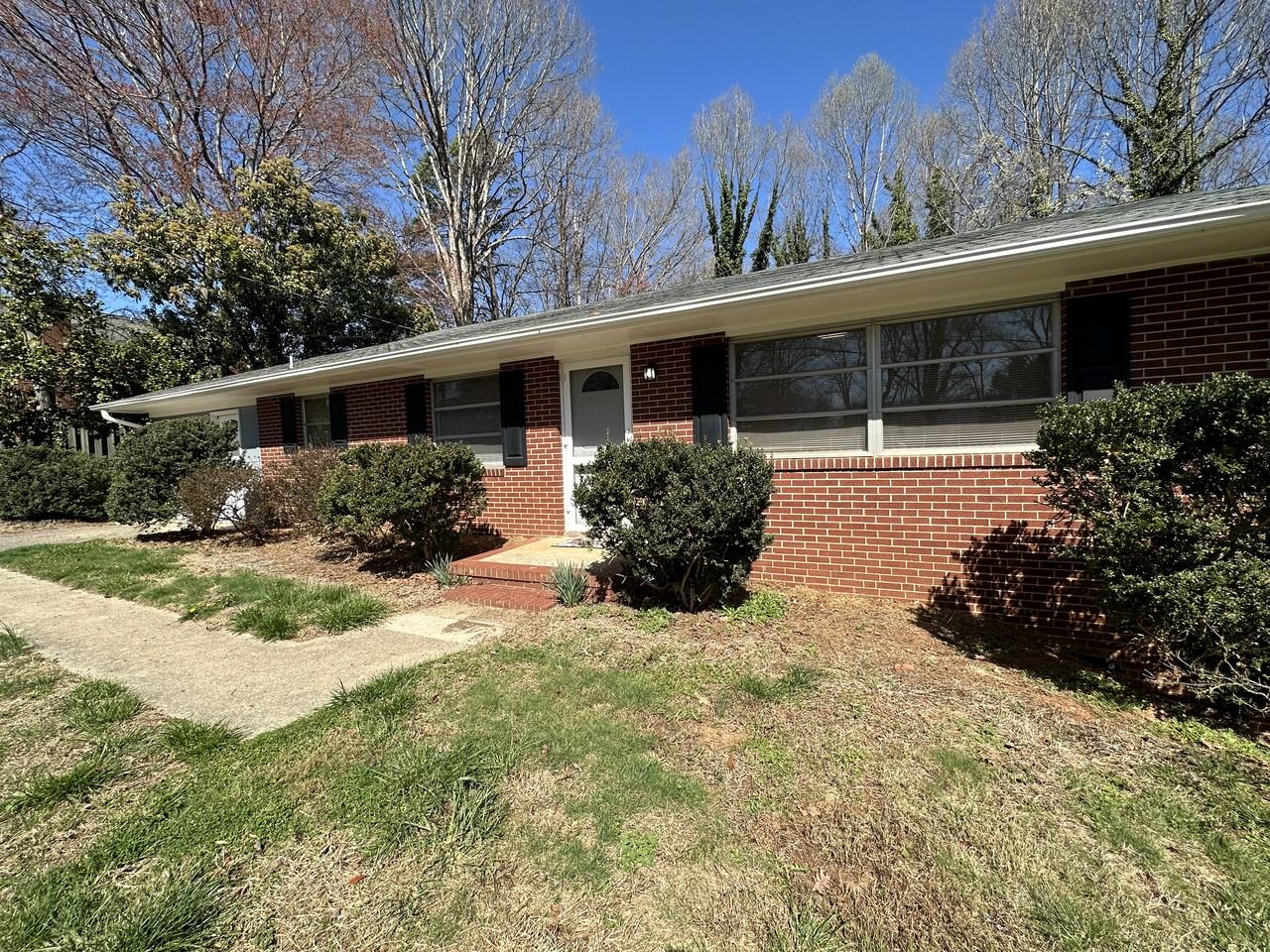 5021 Ryandale Rd - Photo 2 of 26
