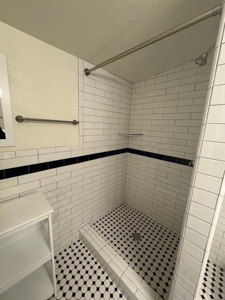 62 Nw Lake Pl - Photo 3 of 9