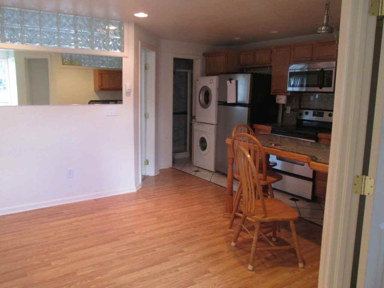 640 S Lashley Ln #307 - Photo 2 of 9