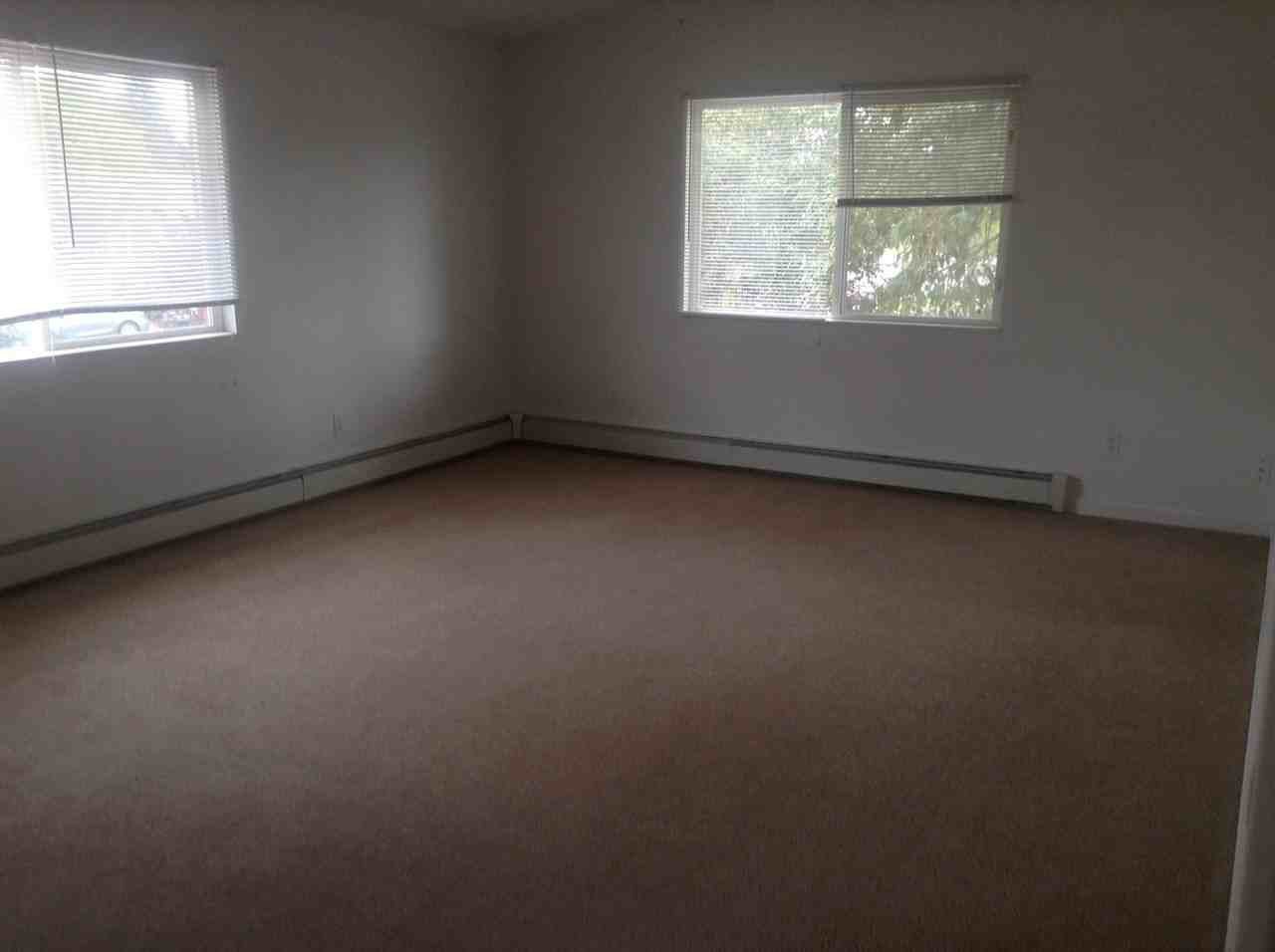 1210 Cleveland Ave - Photo 2 of 10