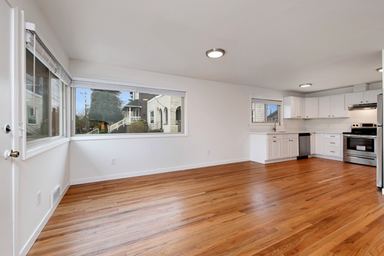 Loyal Heights Apartments - Photo 5 of 28