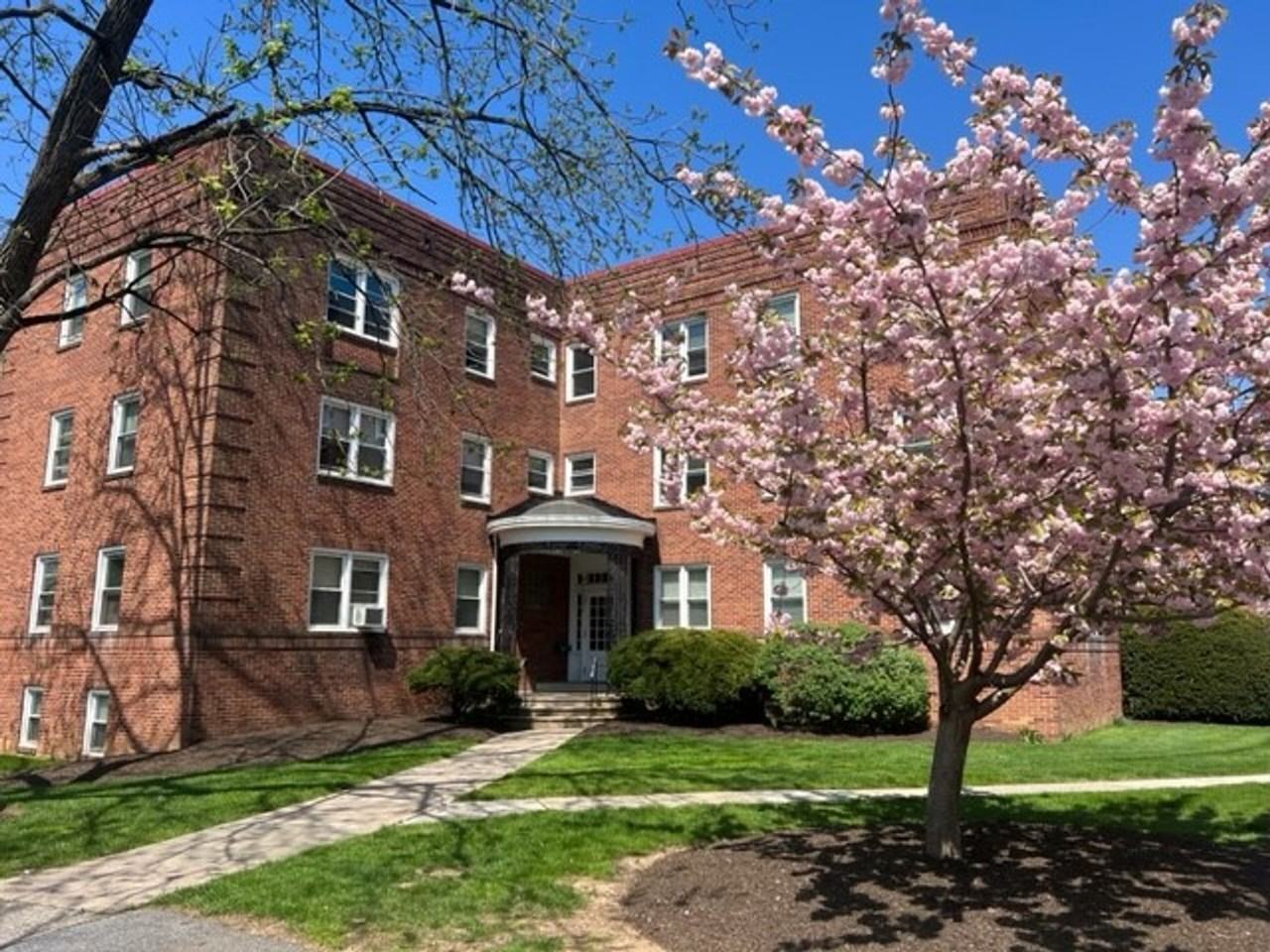 Highland Gardens Apartments, Allentown PA - Photo 4 of 50