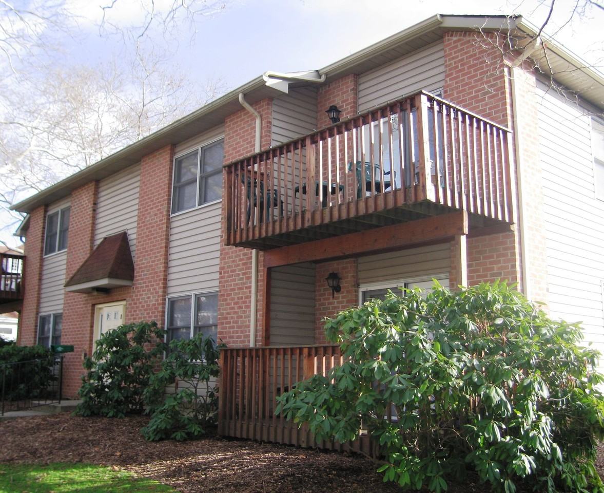 Highland Gardens Apartments, Allentown PA - Photo 7 of 50