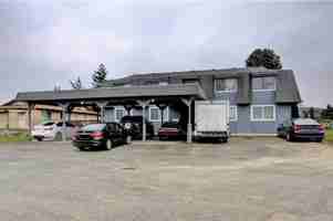 featured image of 130 Stanford Dr