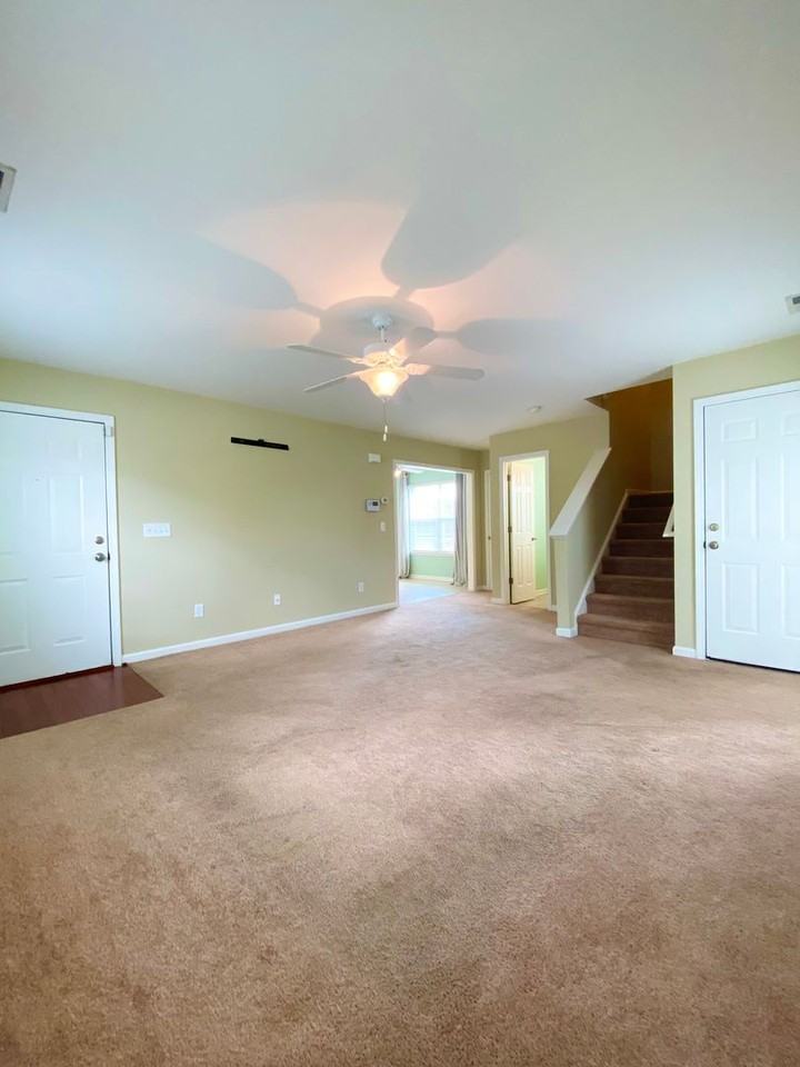 537 S Bull St - Photo 2 of 19