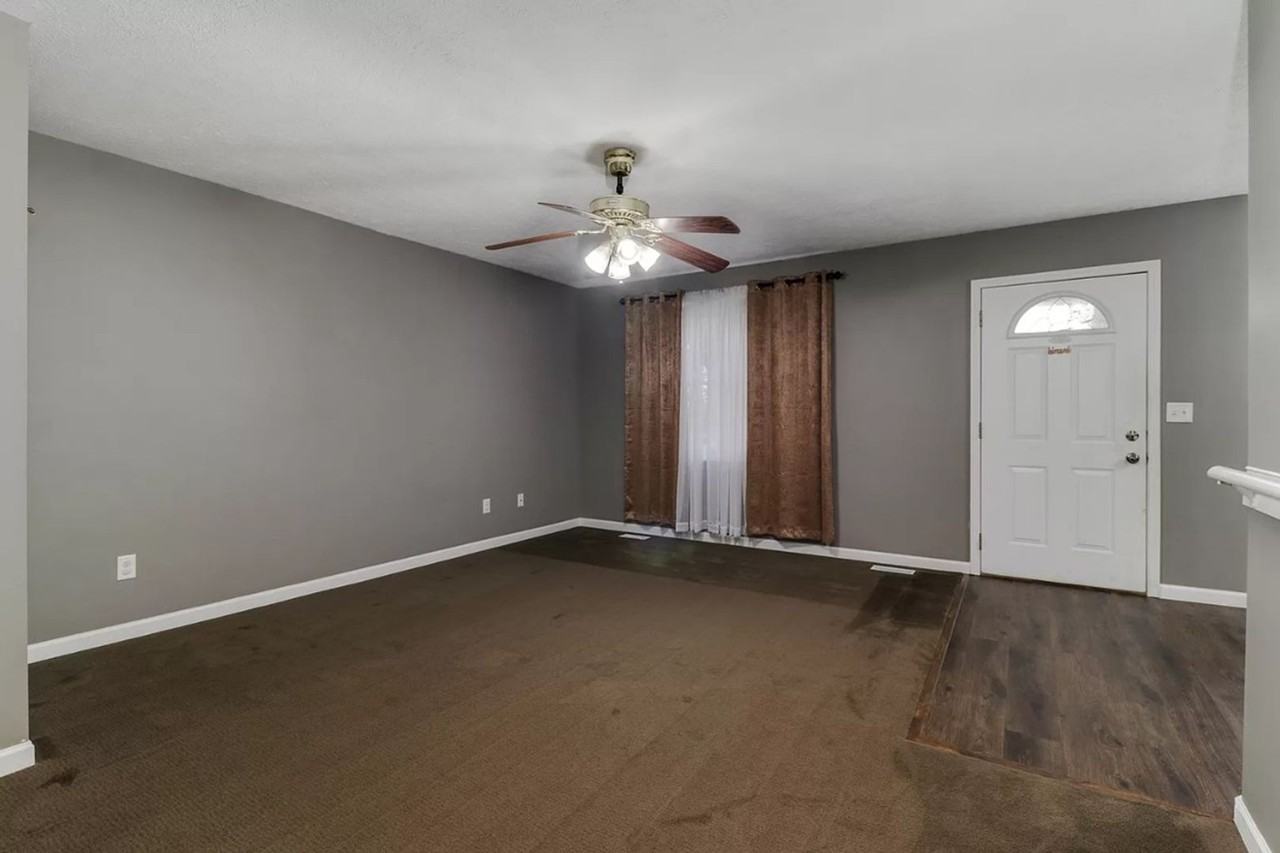 1622 Iowa St - Photo 4 of 27