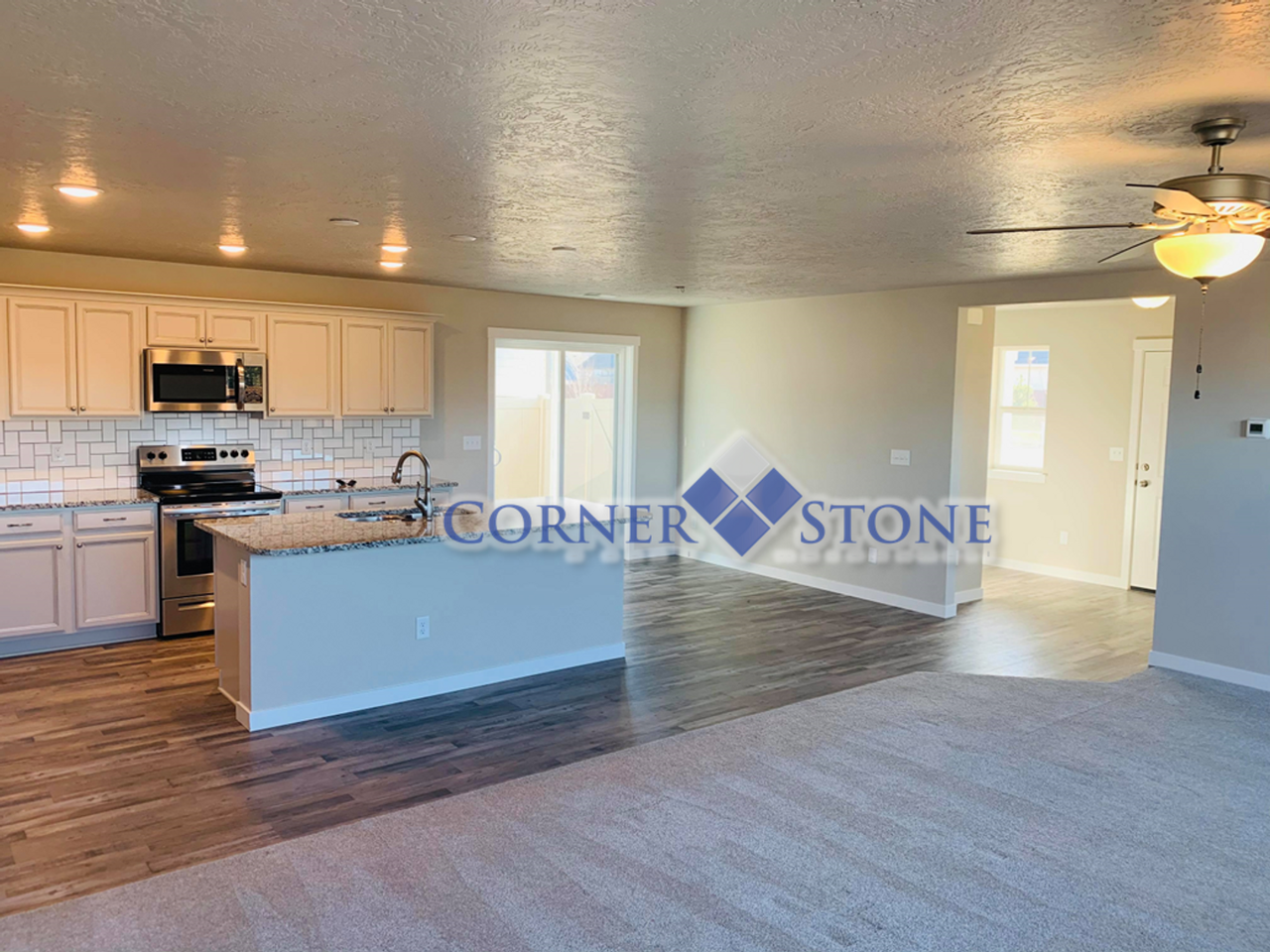 7610 S Sea Breeze Way - Photo 4 of 15