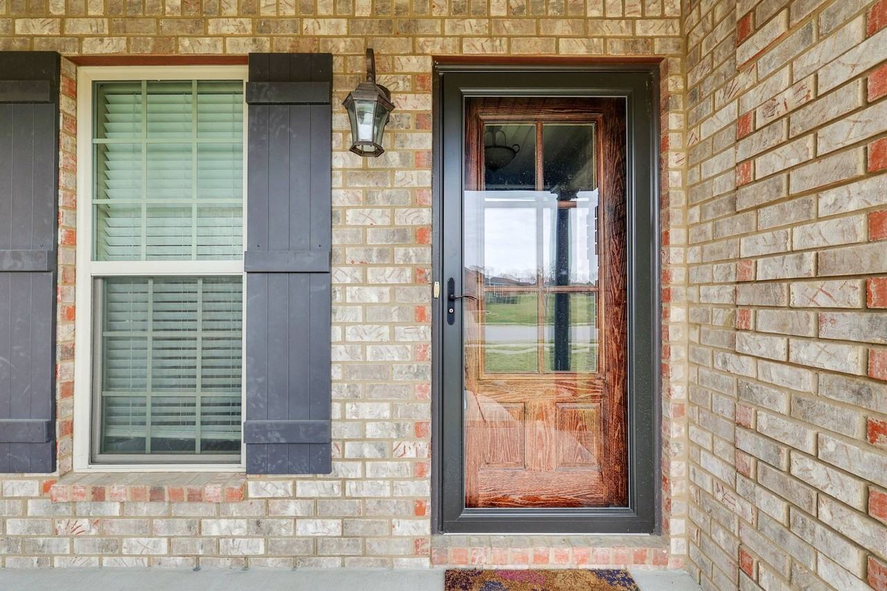 402 Lucy Cir - Photo 6 of 40