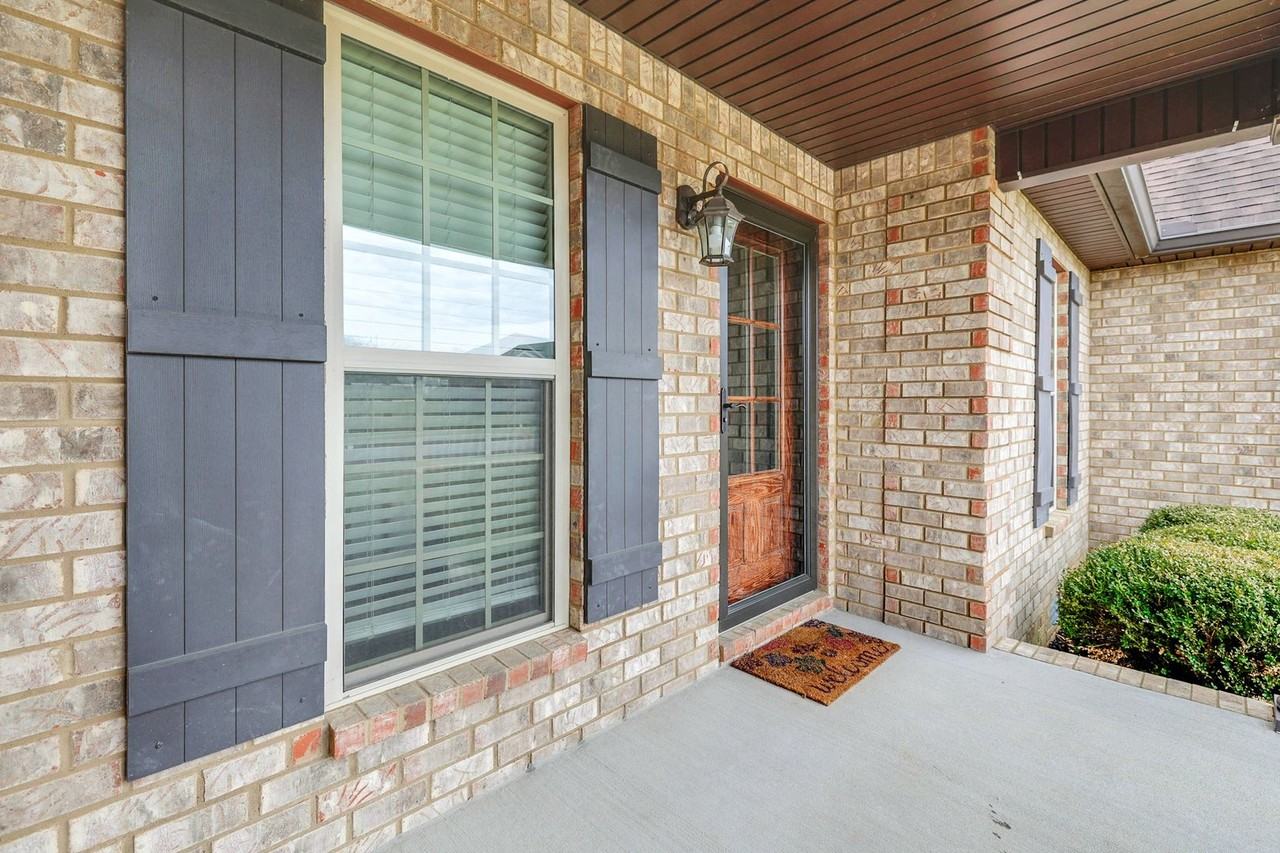402 Lucy Cir - Photo 7 of 40