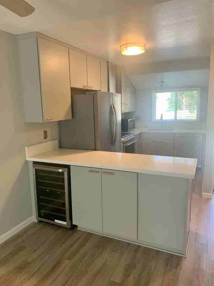 729 Bello St - Photo 4 of 26