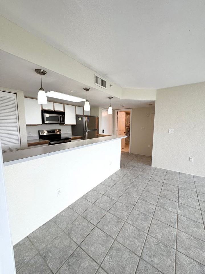 3655 Seaside Dr #227 - Photo 4 of 19