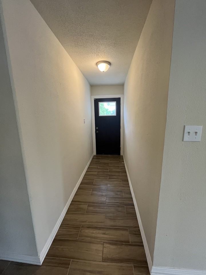 14018 Bobwhite Dr #NA - Photo 3 of 18