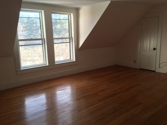 59 School St #B - Photo 4 of 9