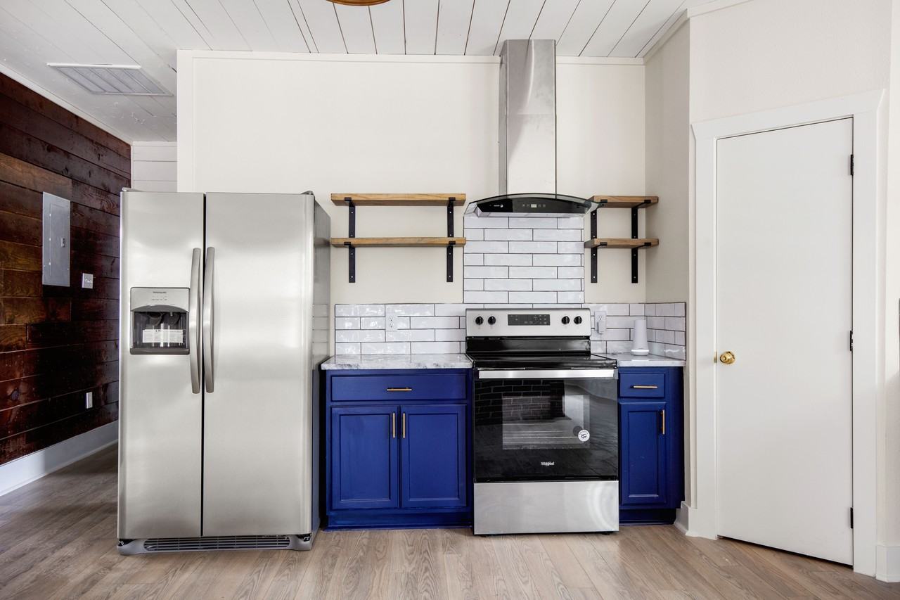 1402 Center St #NA - Photo 6 of 23