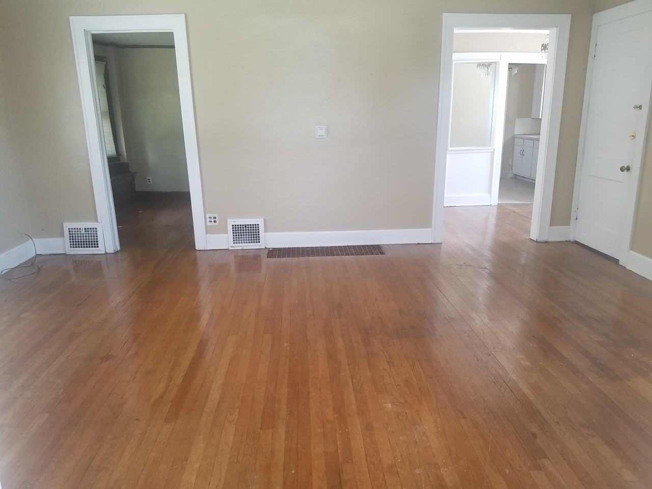 3220 E 30th St #1A - Photo 7 of 15