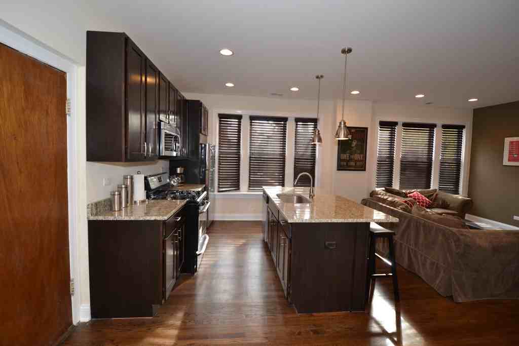 2506 2506 08 W. Argyle St. #2508-2 - Photo 2 of 14