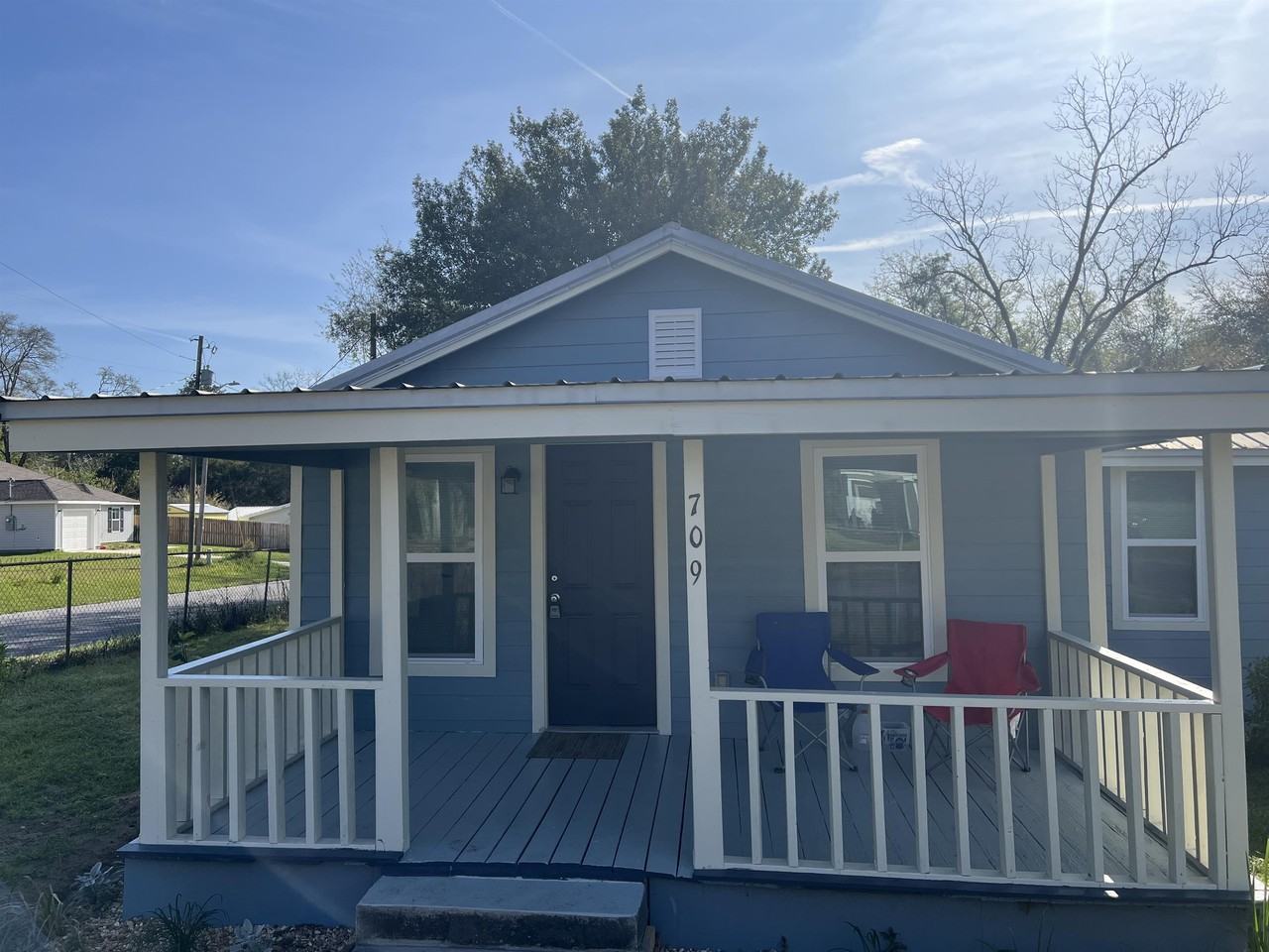 709 S 11th St #1 - Photo 2 of 21