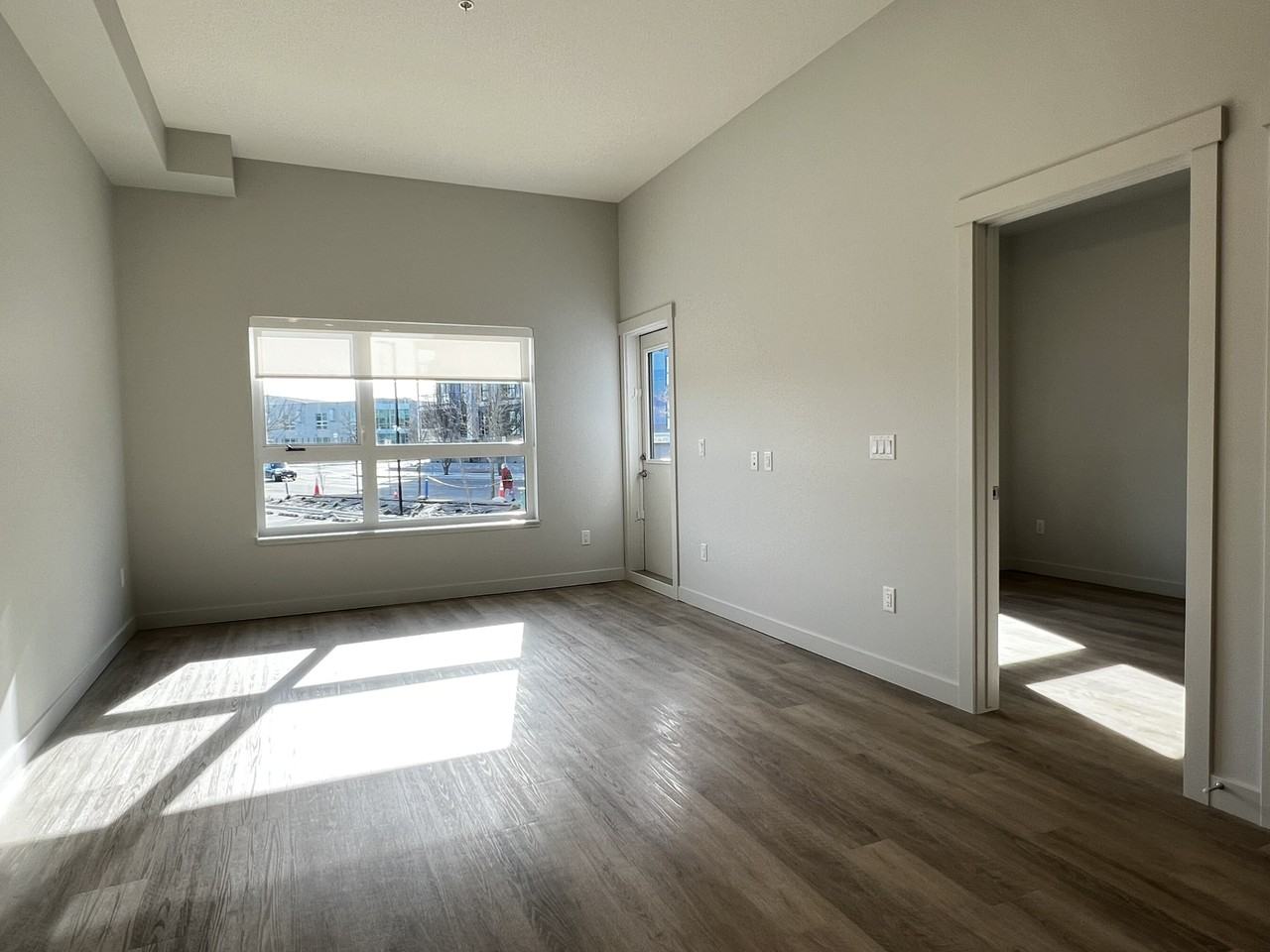 106N Mosaic - 1140 W Jensen Street #1 - Photo 3 of 11