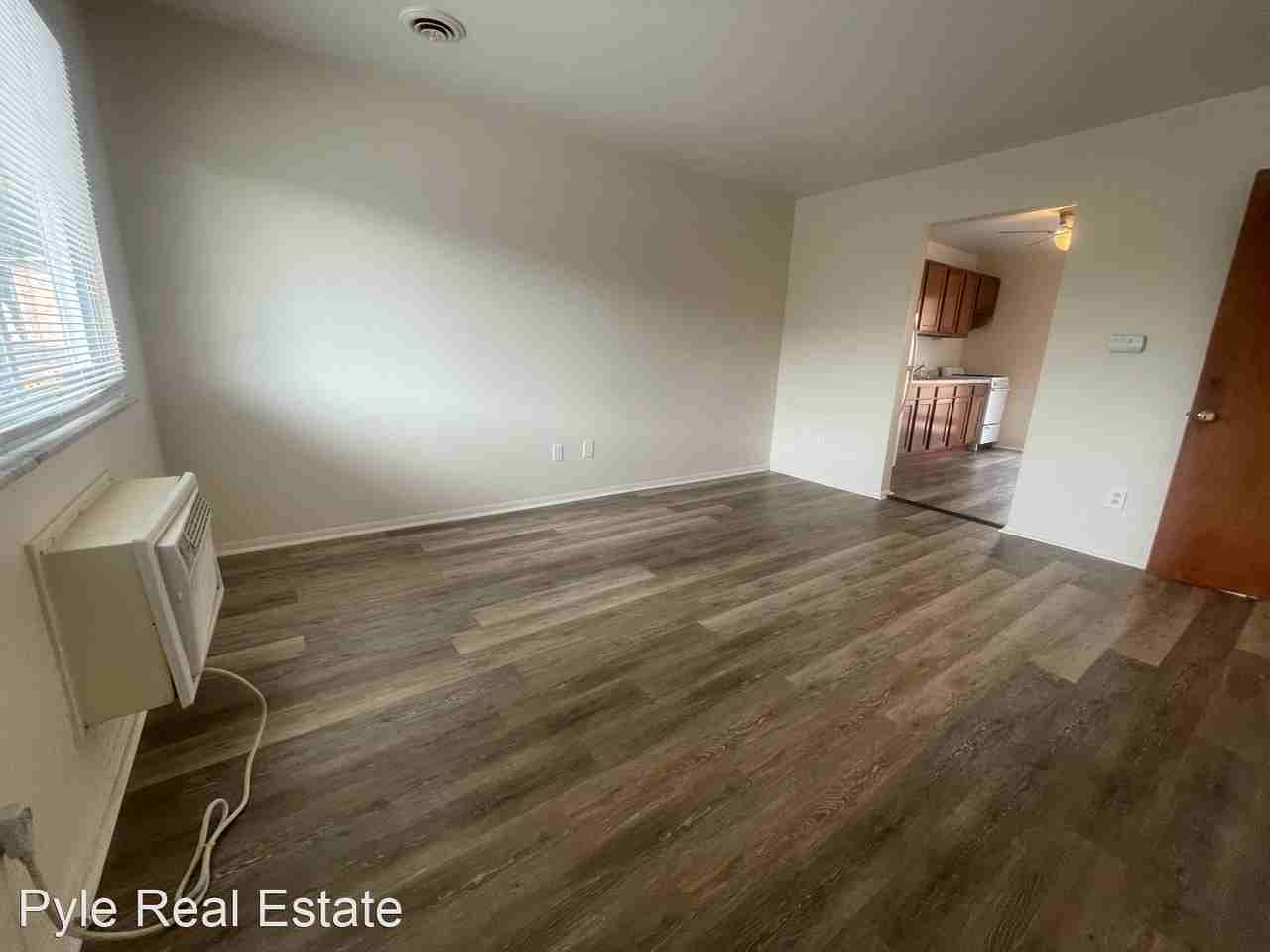 Woodley Court Apartments - Photo 3 of 13