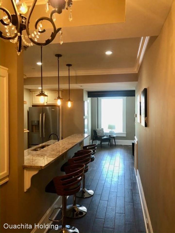 223 South Grand - Photo 3 of 18